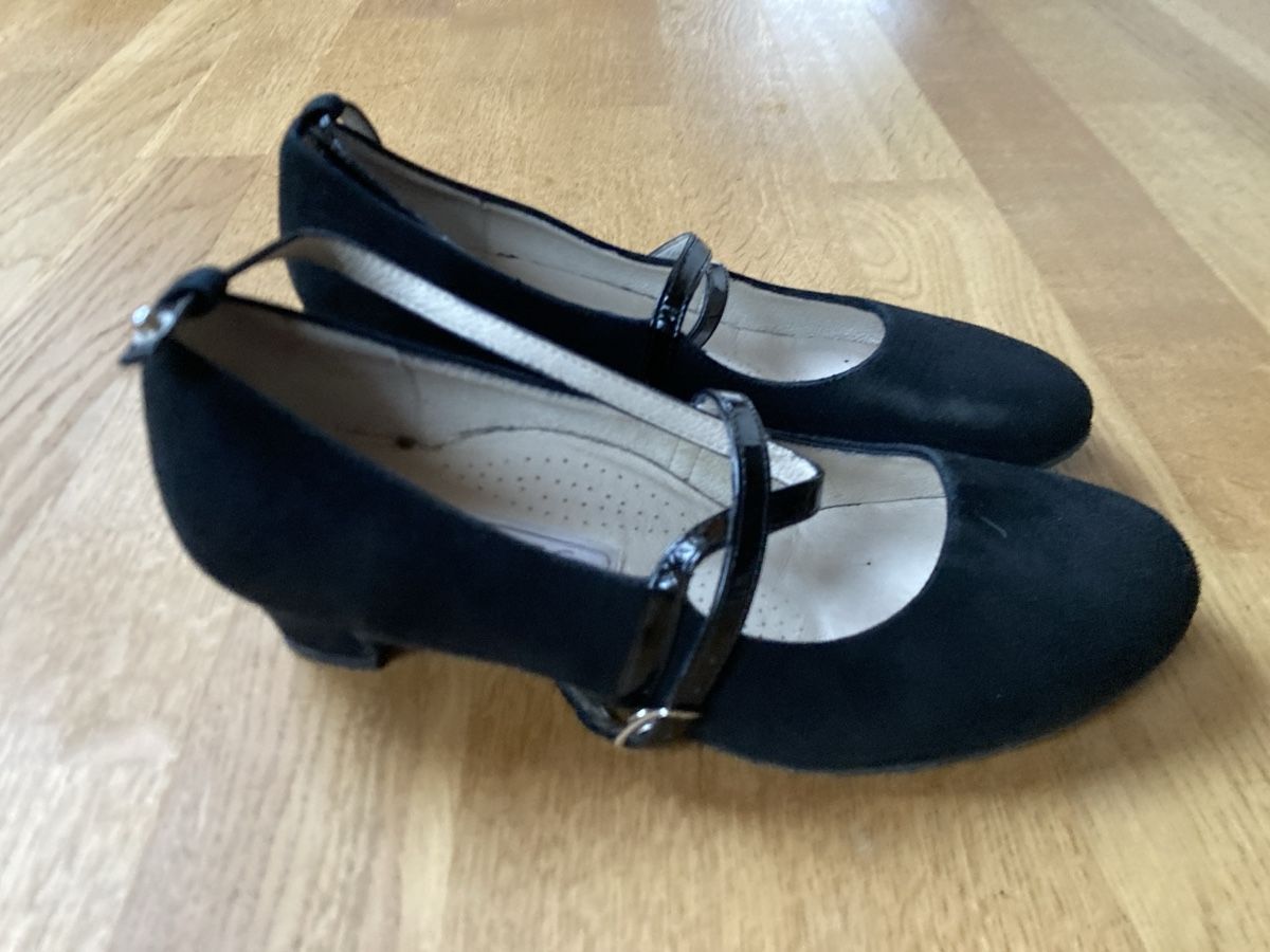 Scarpe da donna: Tanzschuhe Werner Kern – Usato da Kehrsatz venduto da caramia02