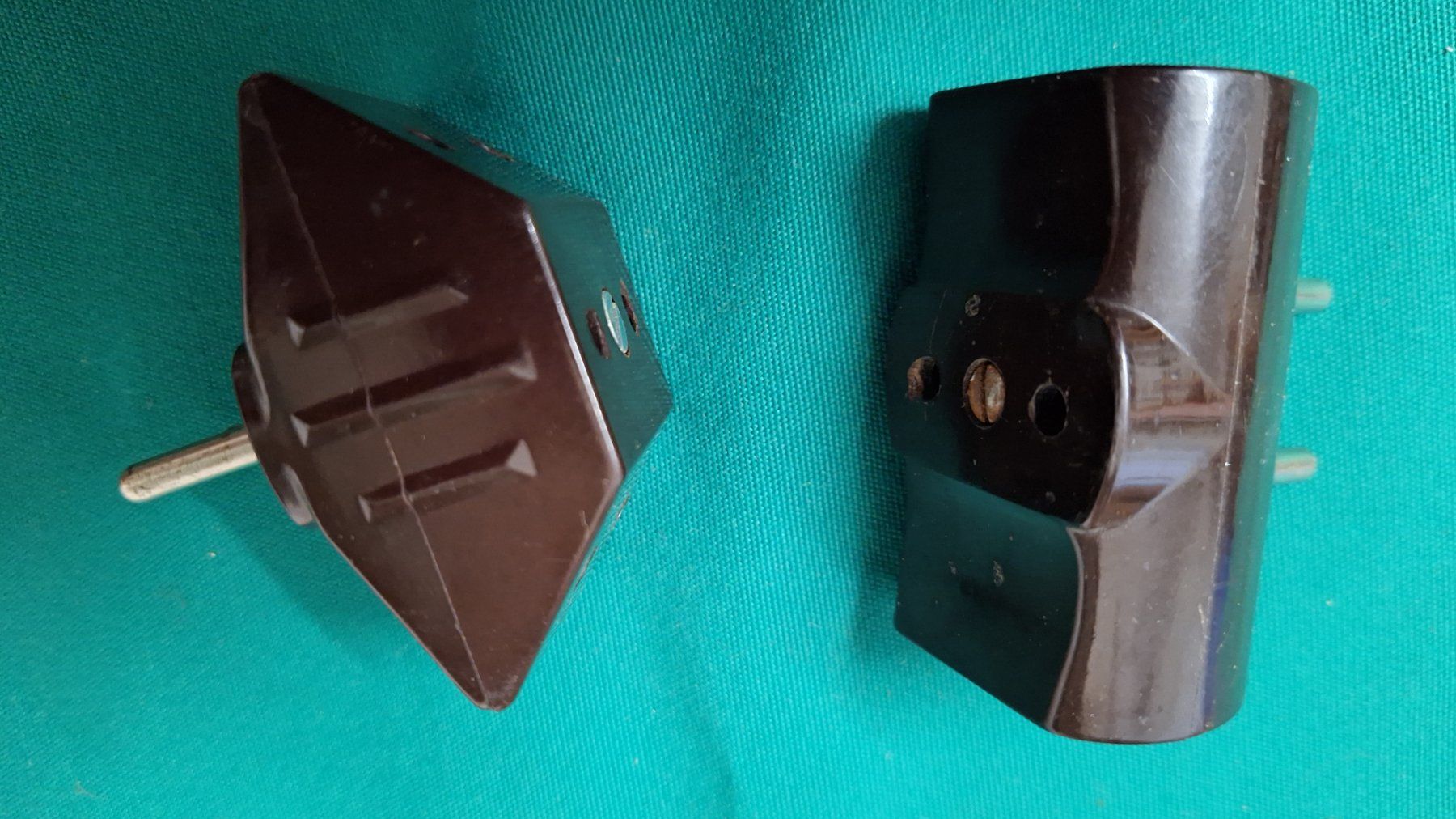 Spine: 2 Vintage Doppelstecker ,2er und 3er Bakelit – Usato da Arlesheim venduto da shopradl 1