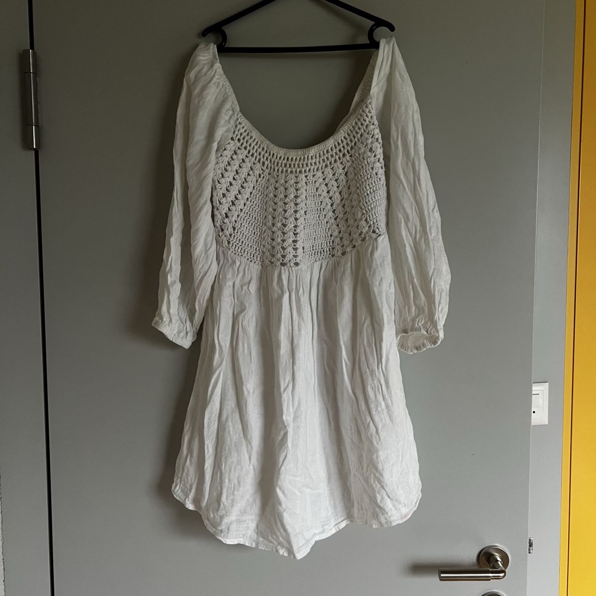 Pull&Bear Vestiti: Luftiges Weisses Sommerkleid mit Strick  – Usato da Chur venduto da noe_mh8b 1