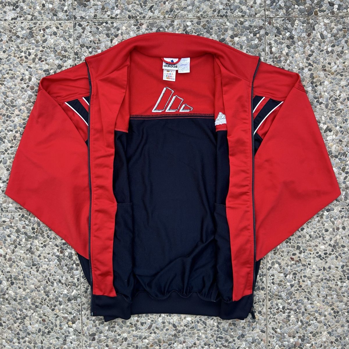Adidas Giacche: Vintage Adidas Red Track Jacket – Usato da brent venduto da fukusapes 2