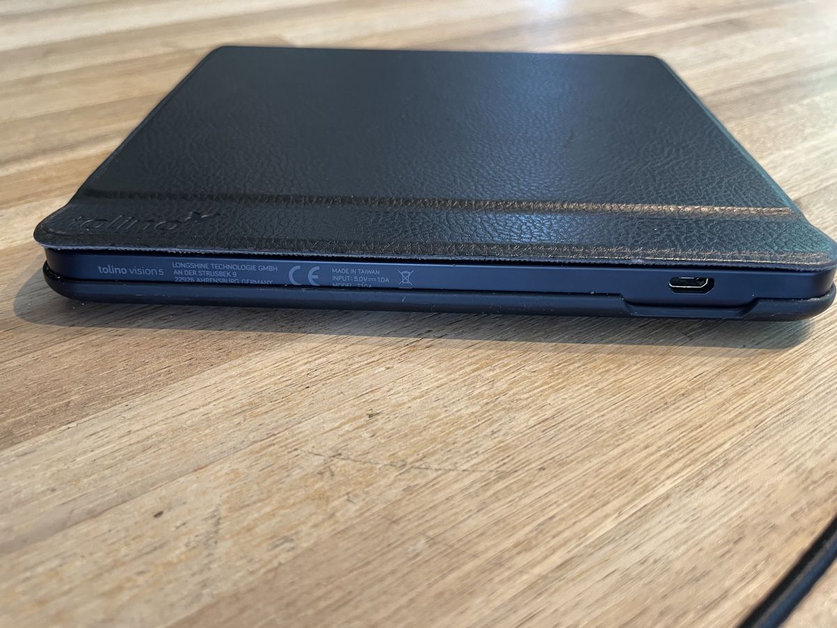 Tolino Tablet PC: Tolino Vision 5 mit Ladekabel und Hülle – Usato da Wolhusen venduto da snowfriend 3