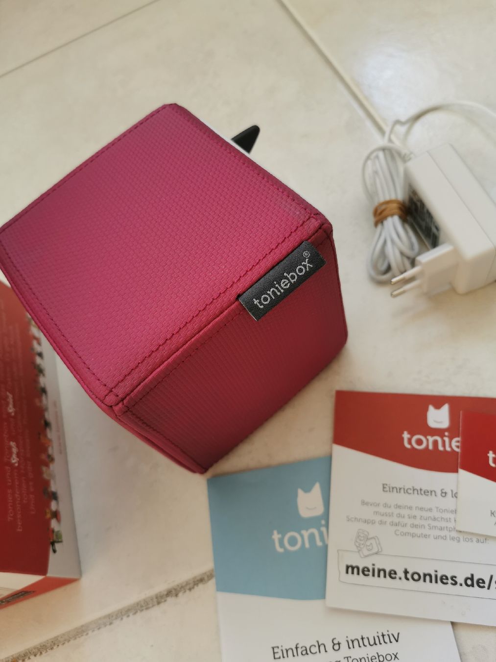 Tonies Jouets: Toniebox Beere Pink mit OVP – D'occasion à Brunnen par JJaime 4