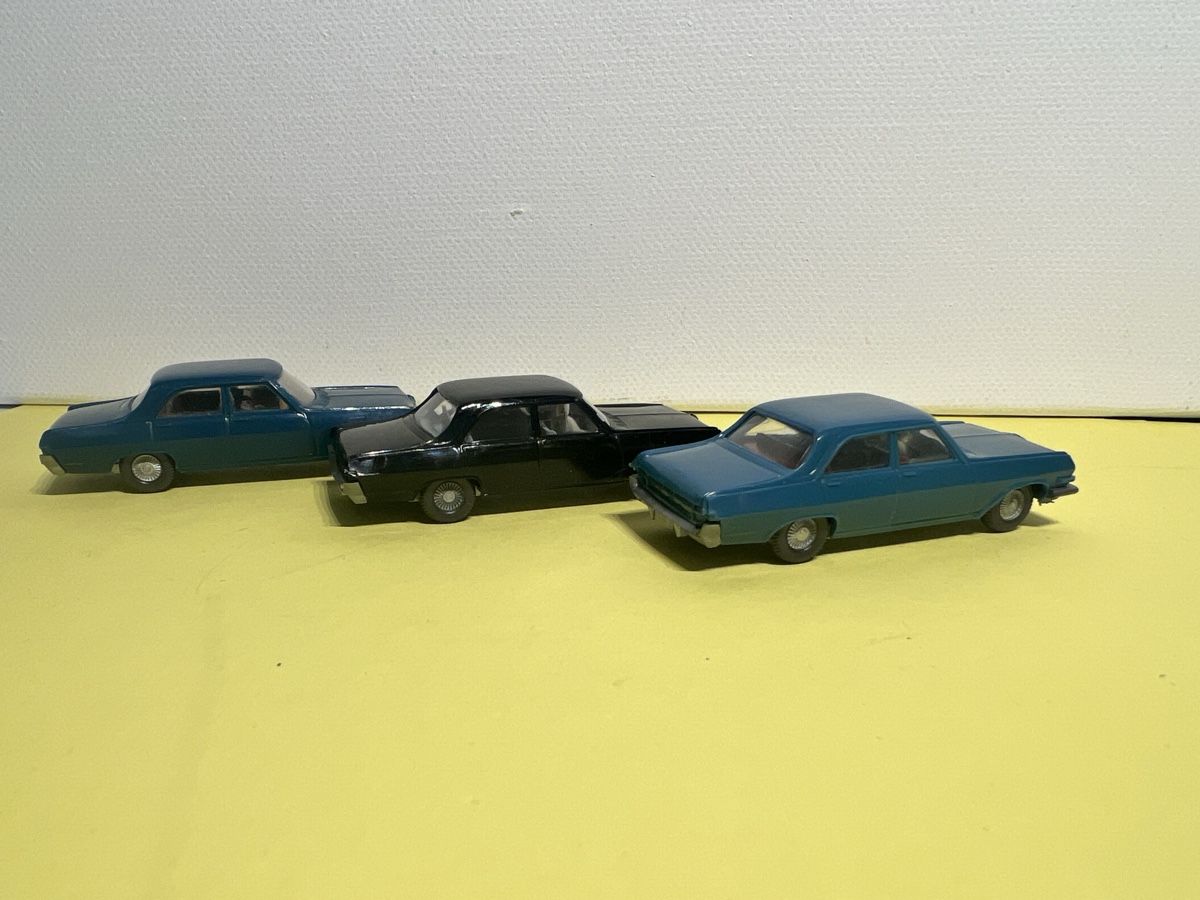 Wiking Modellini d'auto: 3 x Opel Admiral Wiking 1/87 – Usato da Weinfelden venduto da Kammerflimmern 2