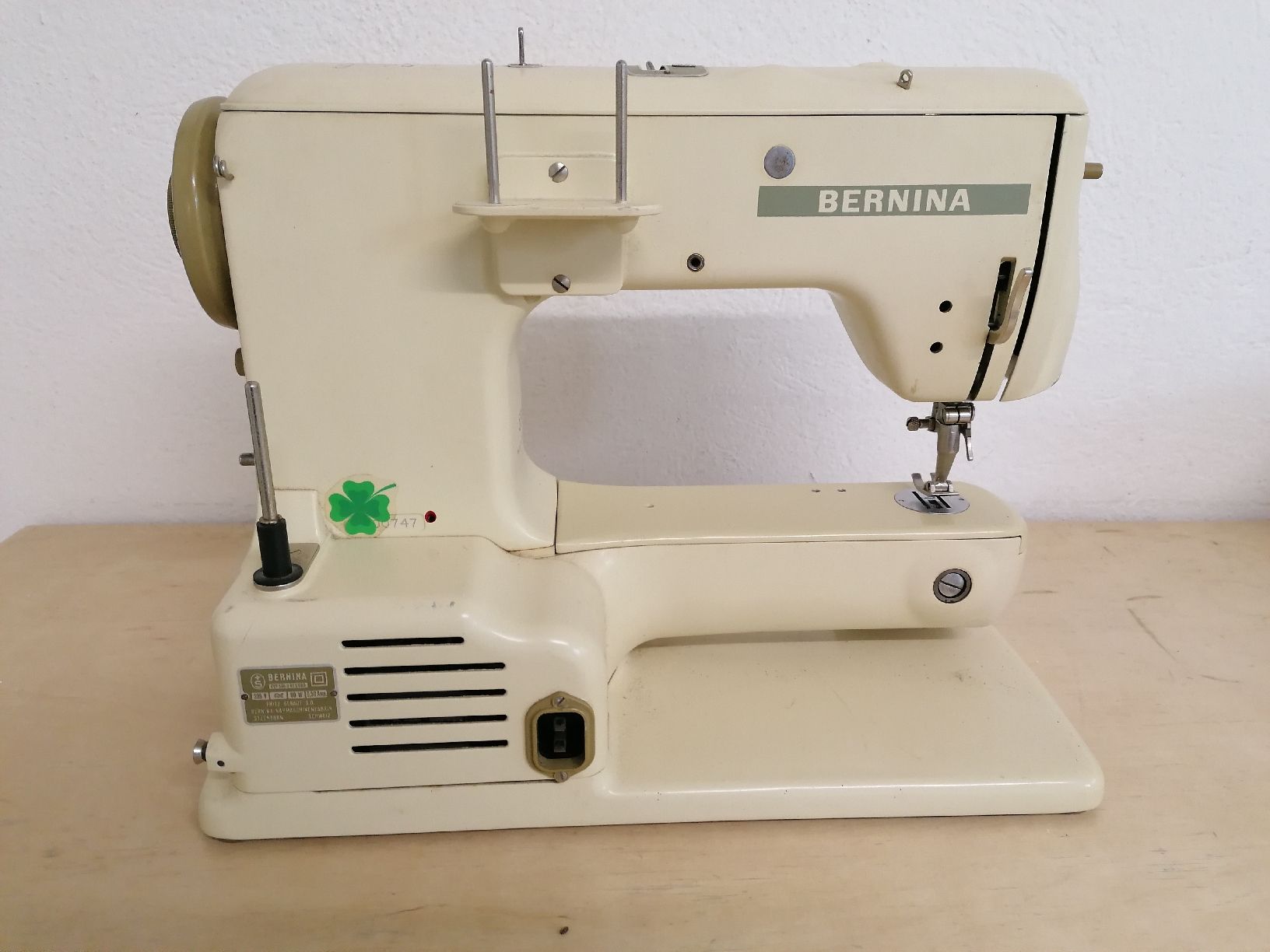 Bernina Macchine da cucire: Bernina Record Nähmaschine Typ 530-2 – Difettoso da Zürich venduto da Kassandra2 3