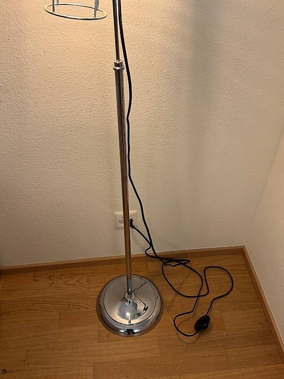 Lampade: Lampe de salon, sur pied – Usato da Nyon venduto da chr_c2yr 1