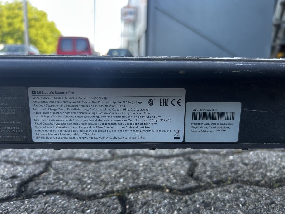 Scooter: E-Scooter Xiaomi Mi Pro 25km/h – Usato da Glattbrugg venduto da Wo. 2