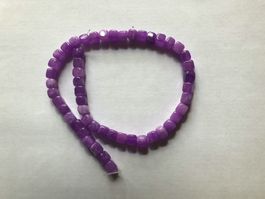 schöne "Amethyst" Perlen eckig 8x8mm - 1 Strang