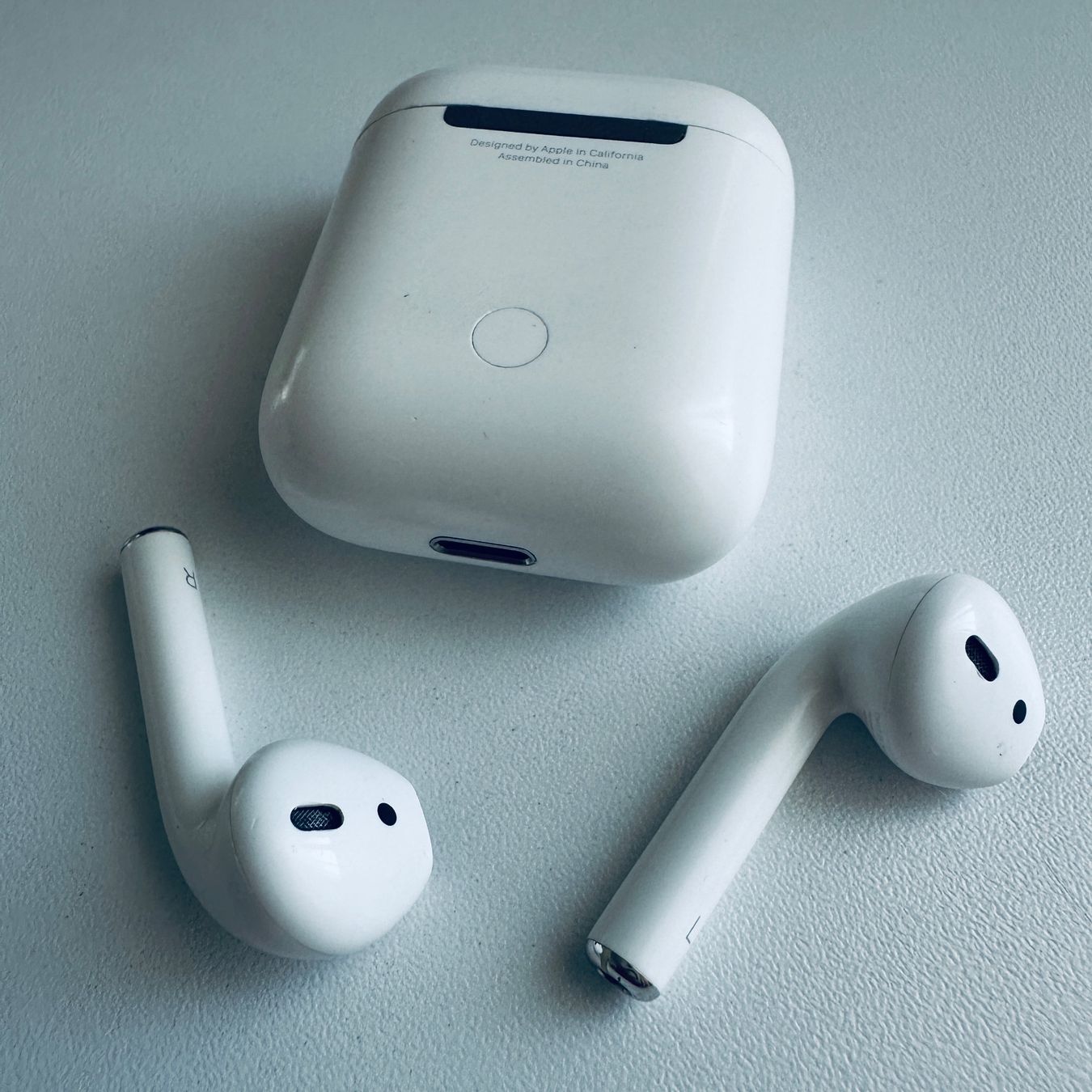 Apple Cuffie: Original Apple AirPods 2 Kopfhörer Wireless Lightning Kabel – Usato da Basel venduto da MY.AIRPODS.SHOP 7