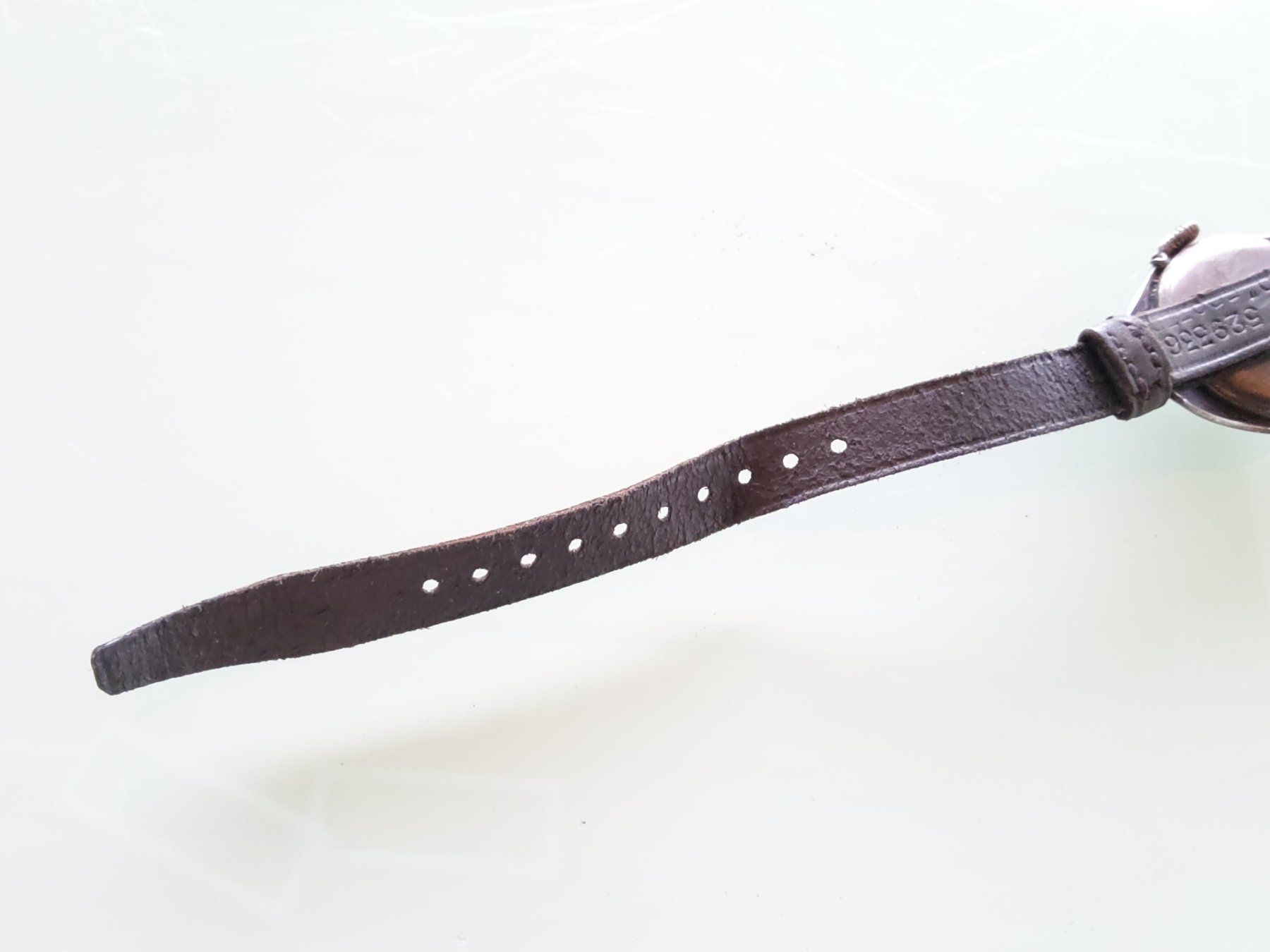 Uhren: Montre bracelet mécanique  – Defekt aus Malleray von Broc-Mo 9