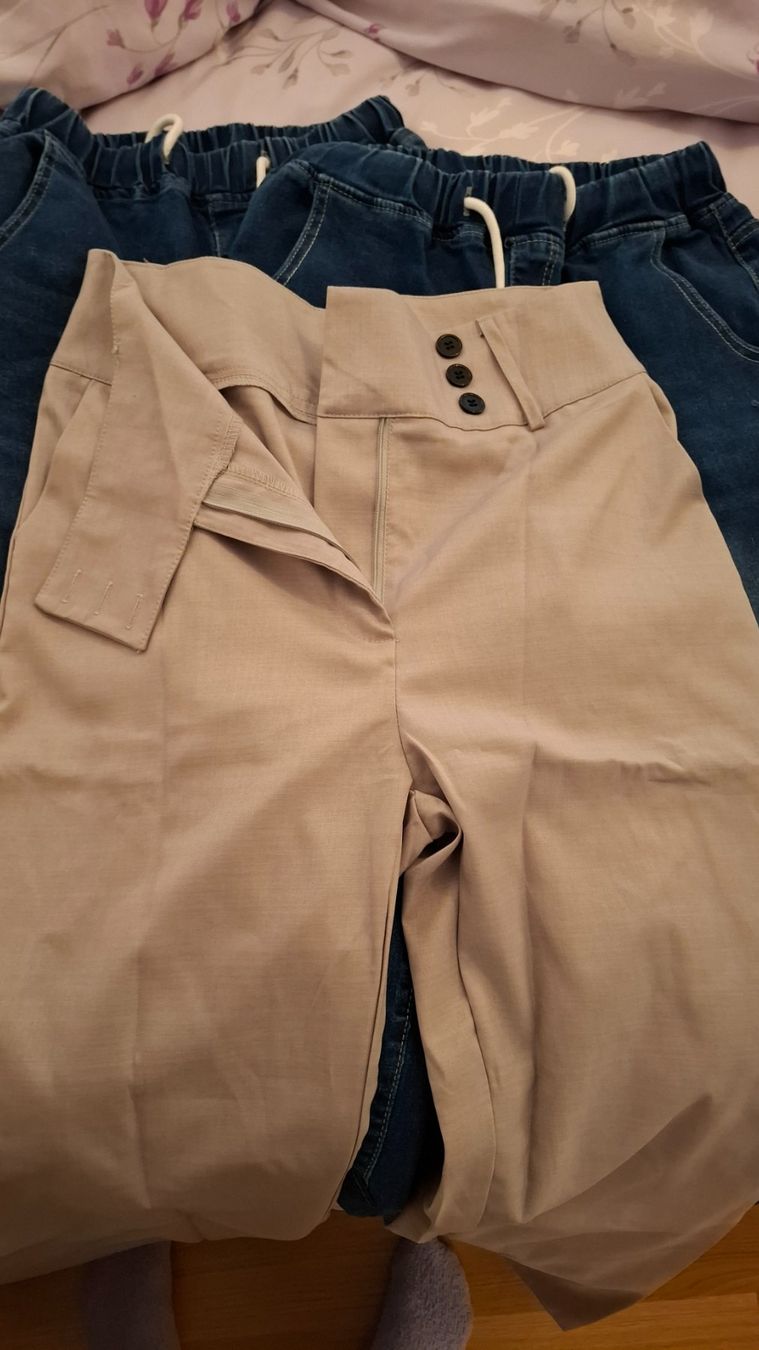 Pantaloni: Damenhose – Usato da bülach venduto da bea_syq2
