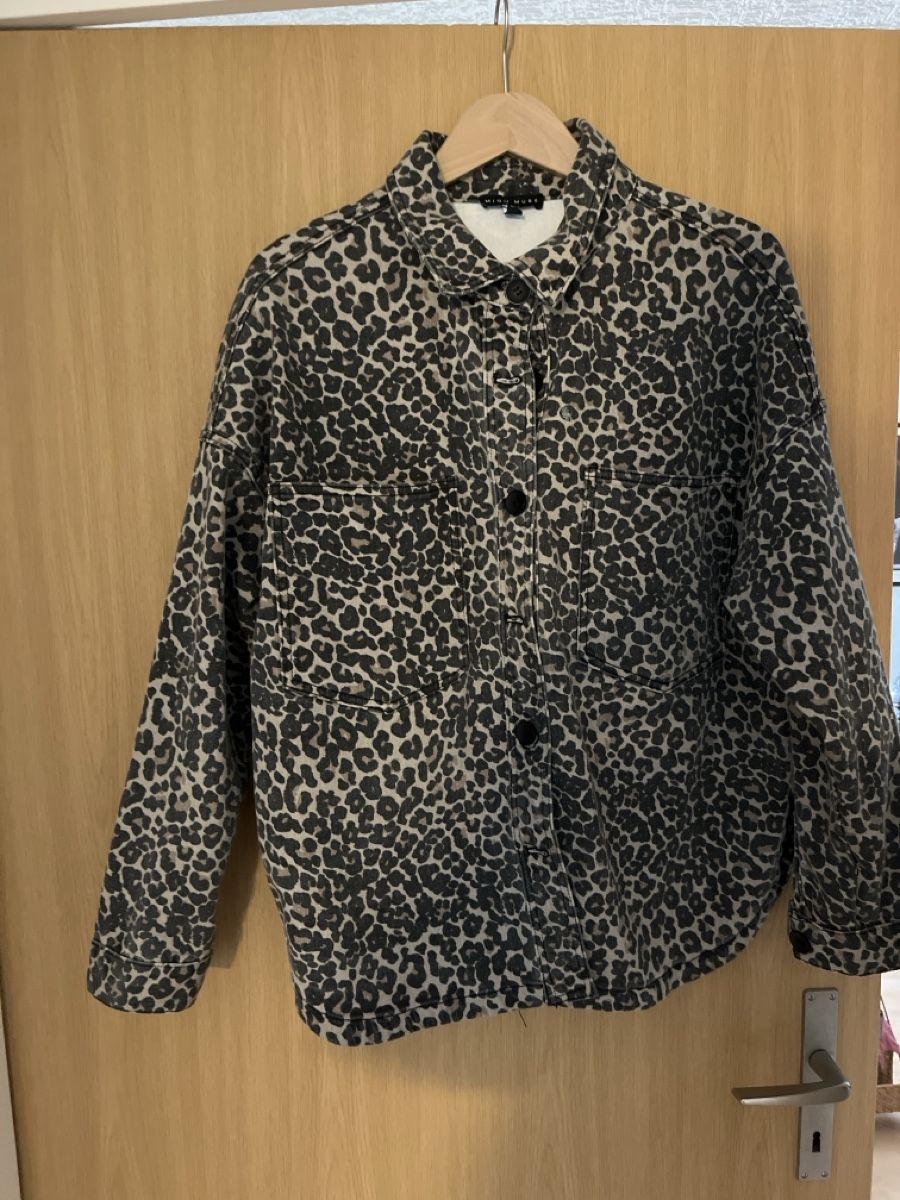 Vestes: Leo Oversize jacke – D'occasion à Bremgarten AG par siljamorgenthaler