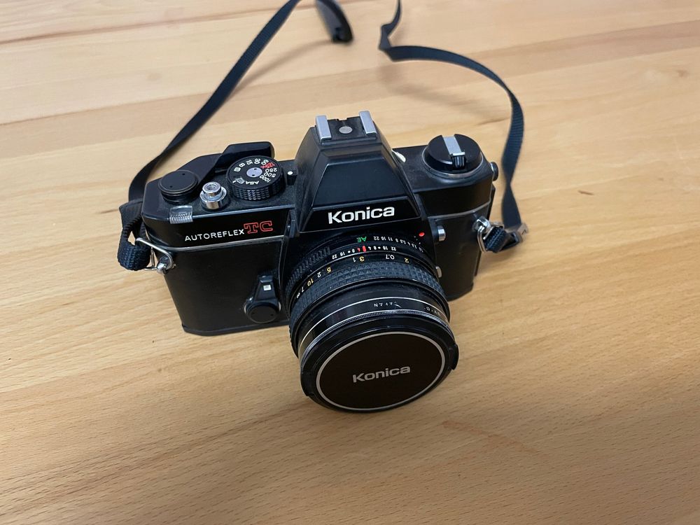Konica Appareil photo: Konica Autoreflex TC,  mit Hexanon AR 40 mm F1.8 – D'occasion à Winterthur par Salmanassar