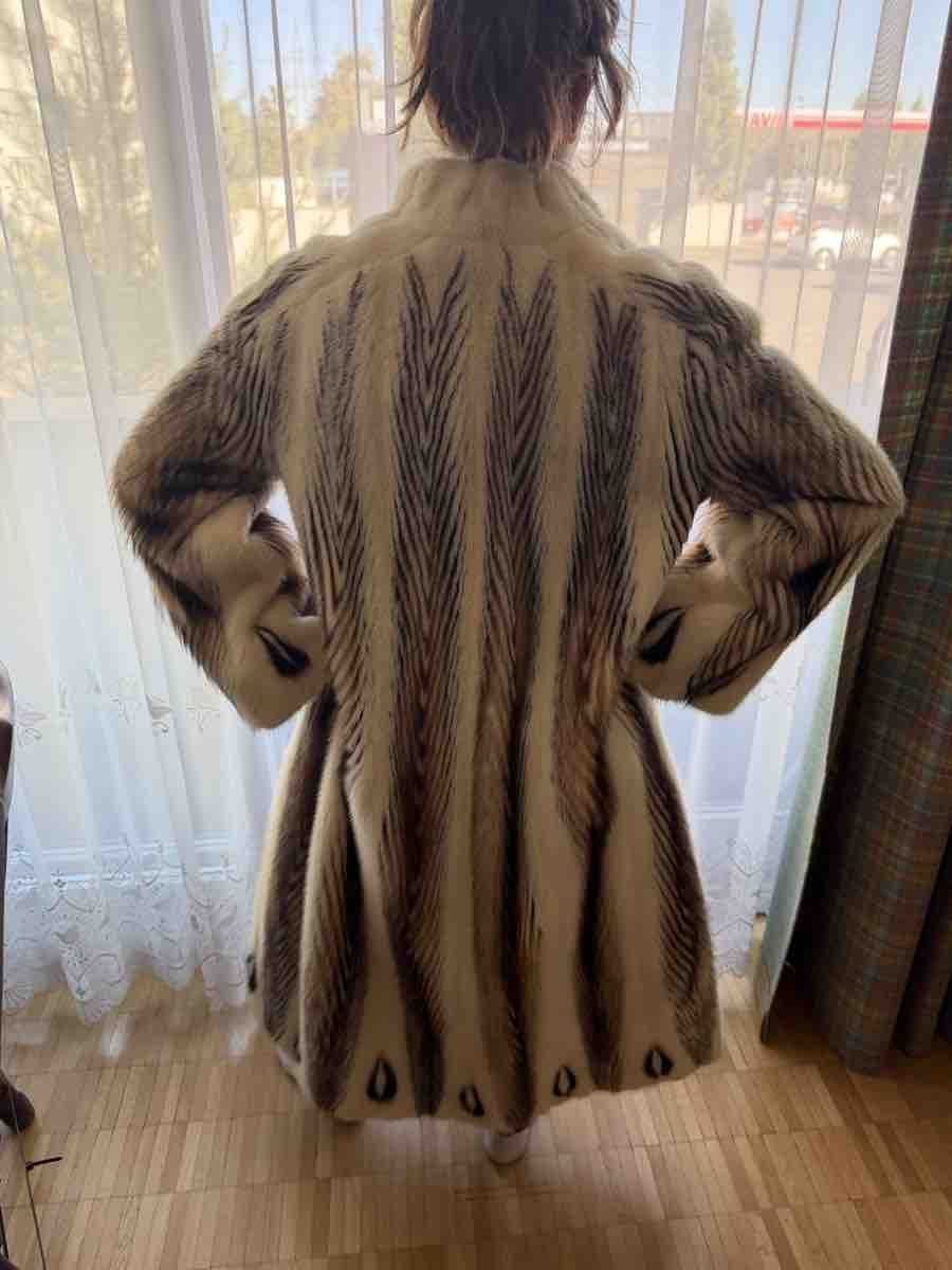 Mäntel: Fur coat – Gebraucht aus Zürich von selma.lmp 2