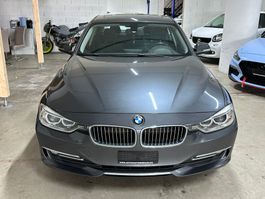 BMW 320d Luxury Line Steptronic