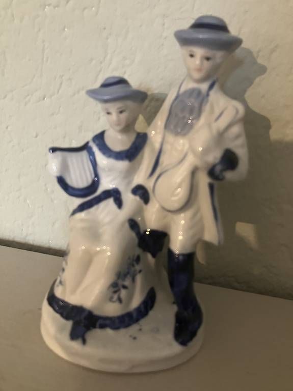 Figuren: Vintage Porcelain – Gebraucht aus Kilchberg ZH von SwissElla