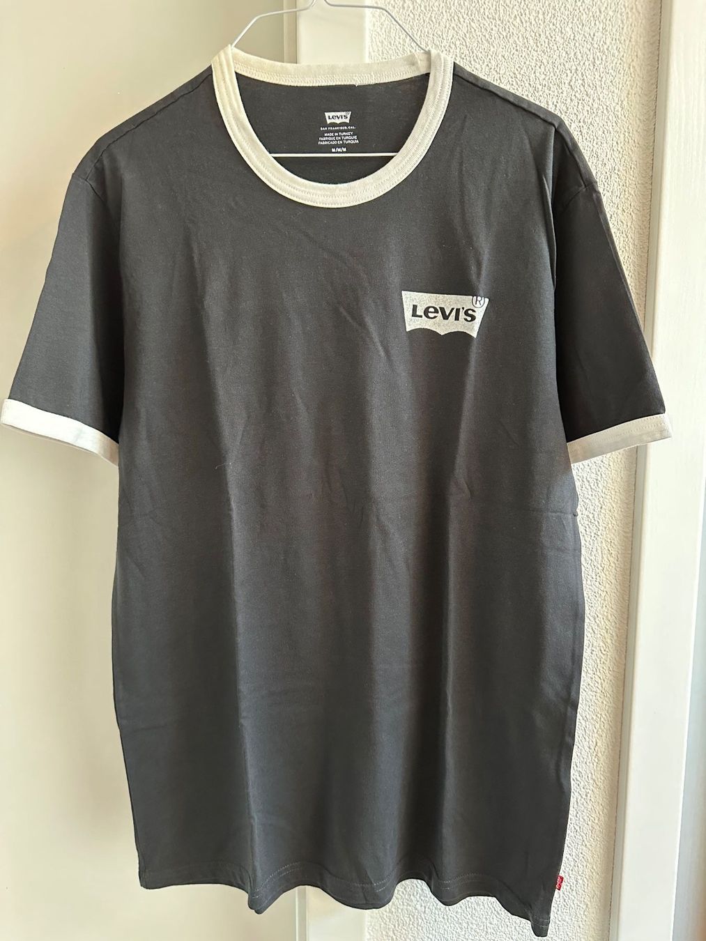 Levi's T-shirt: Poloshirt Lewi's Gr. M schwarz – Usato da Wynau venduto da emi_23