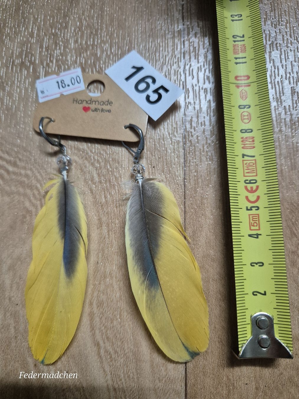 Ohrringe & -stecker: Feder Ohrringe GelbbrustAra – Neu und originalverpackt aus Dulliken von hya_7bpd