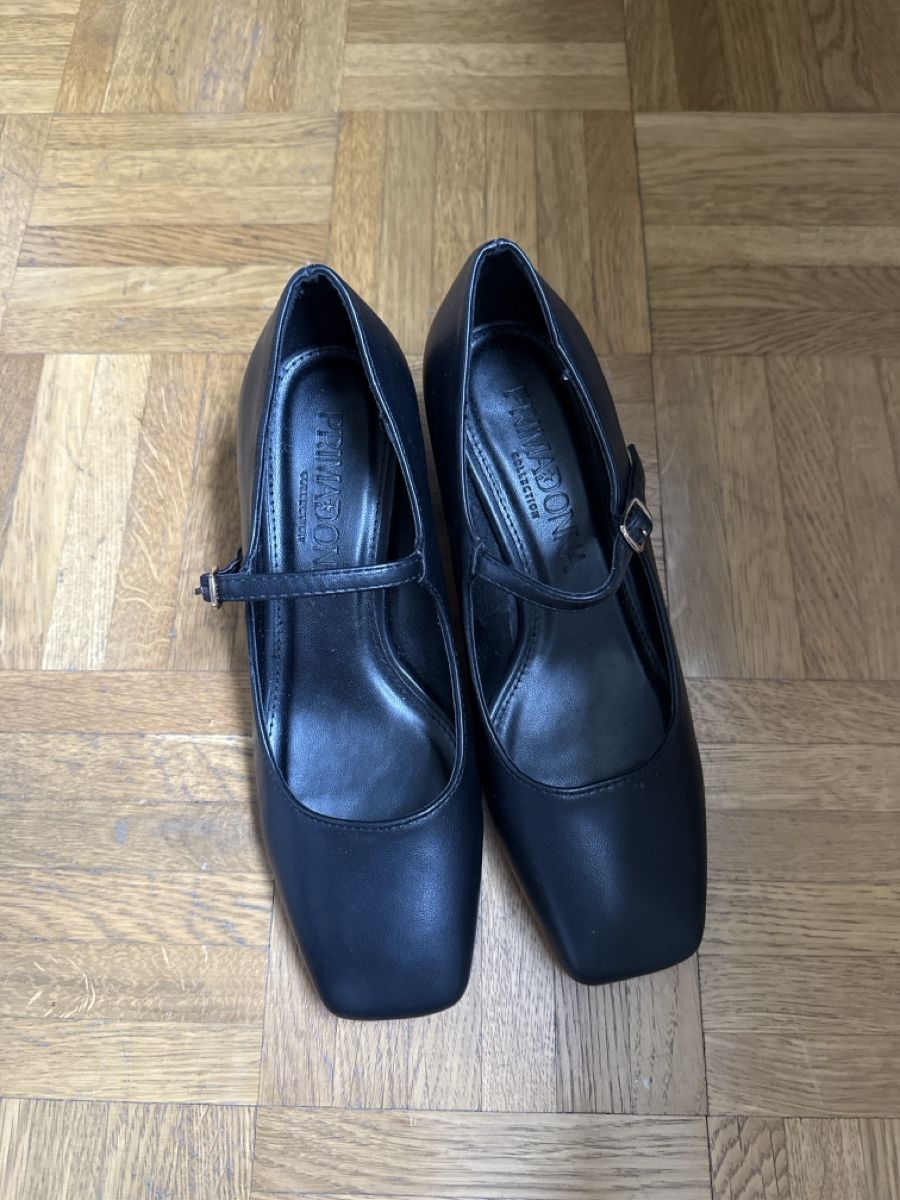 Scarpe da donna: Mary Jane – Nuovo (secondo la descrizione) da Zürich venduto da alessandra97_ 1