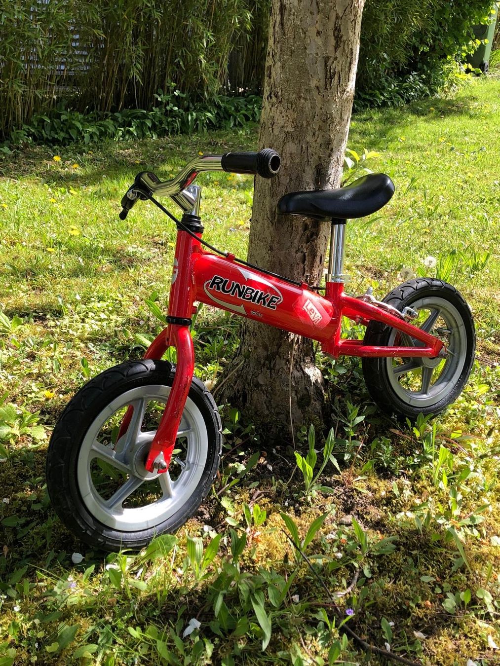 Fahrzeuge für Kinder: Laufrad mit Bremse – Gebraucht aus Hirzel von surfsimone