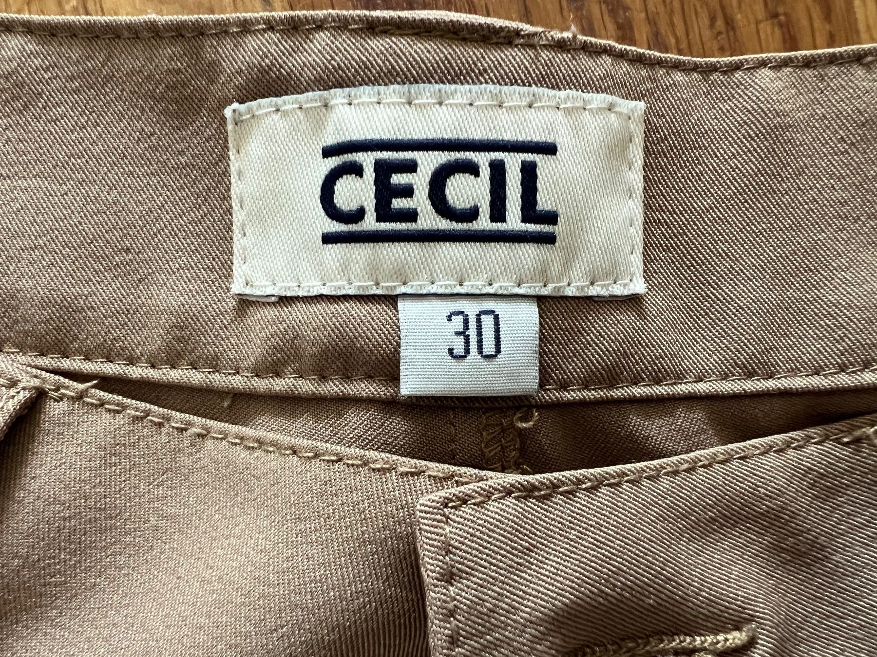 Cecil Pantalons: Hose Cecil – D'occasion à Glattpark(Opfikon) par ste_n99y 1