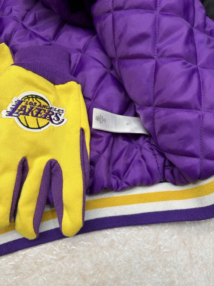 NFL Giacche: NBA Lakers Jacke mit Handschuhen, Grösse L, – Usato da Rotkreuz venduto da perlengott 2