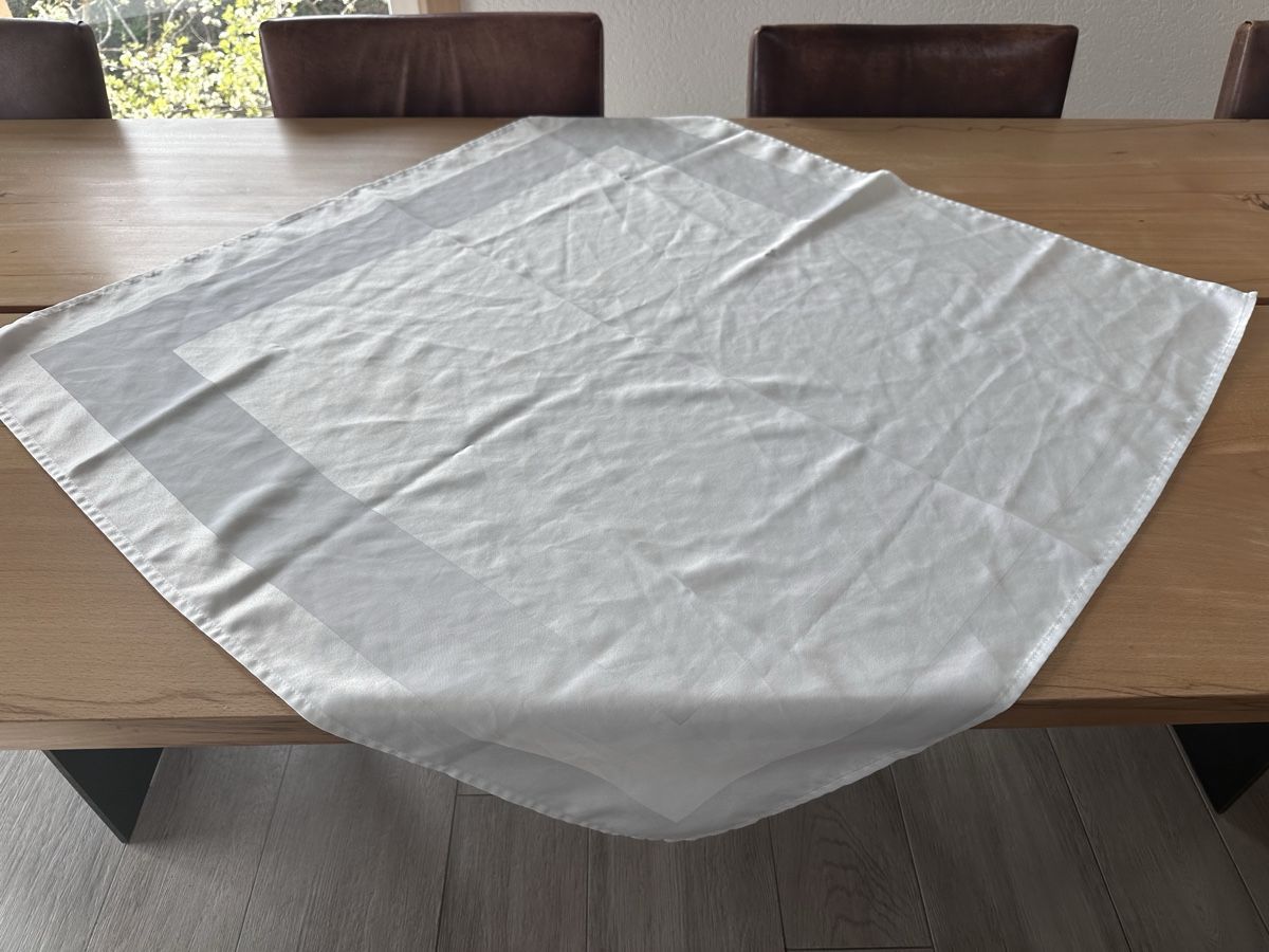 Stoffe: NAPPE&SERVIETTE – Neu (gemäss Beschreibung) aus Granges (Veveyse) von MiPeAR 2
