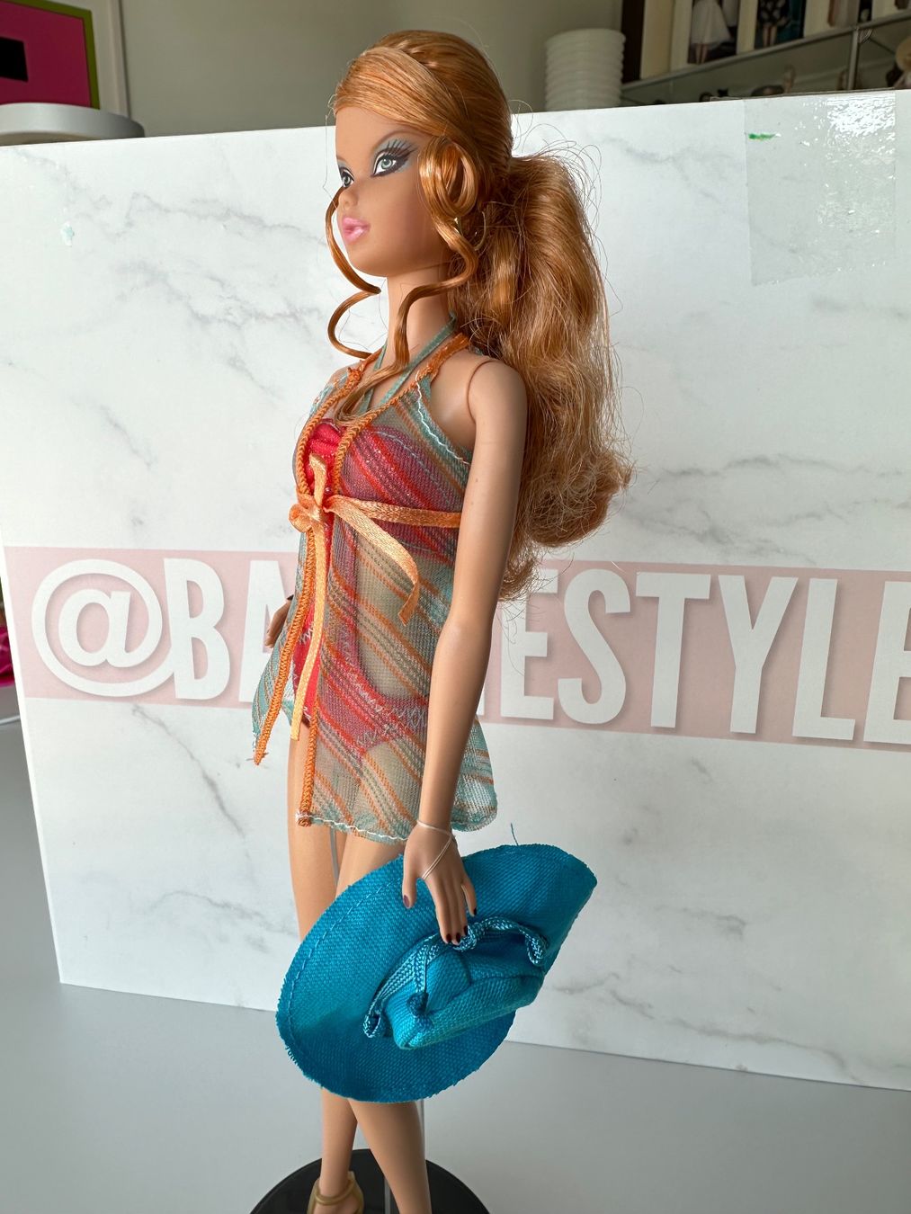Puppen: Barbie Top Model mit Ständer – Gebraucht aus Meisterschwanden von jordilabandadrei 2