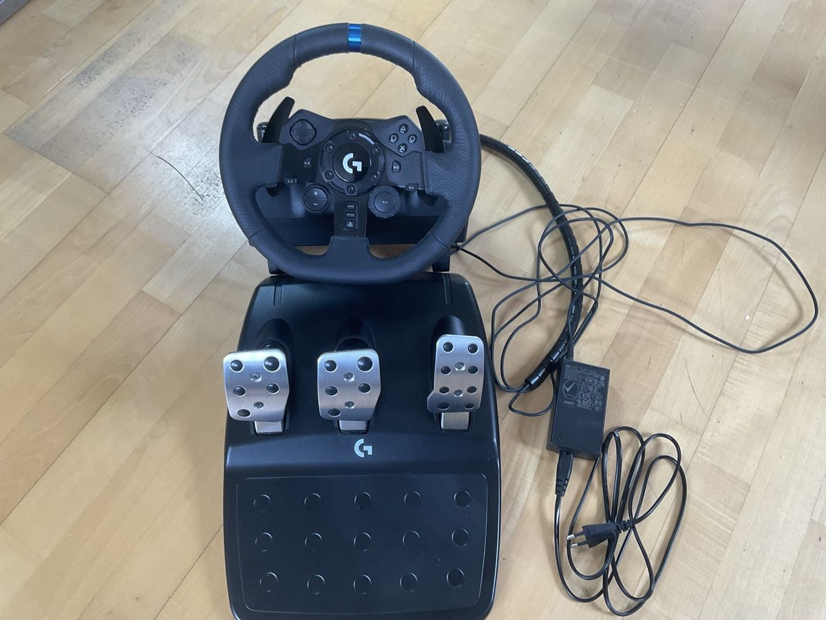 Sistema di controllo: Logitech G923 Driving Force Lenkrad mit Pedalen & Netzteil! – Usato da Kilchberg ZH venduto da nic_8ssn
