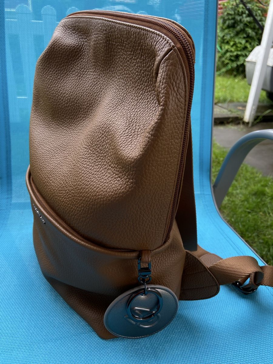 Mandarina Duck Taschen für Damen: Mandarina Duck Rucksack, Echtleder, Top Zustand! – Gebraucht aus Bern von Bern4you 3