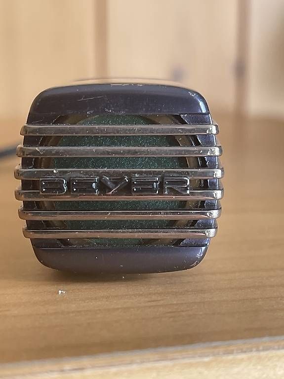 Beyerdynamic Microfoni: Vintage Beyerdynamic Mikrofon M81 – Usato da Alpnach Dorf venduto da GuntaKinte 1