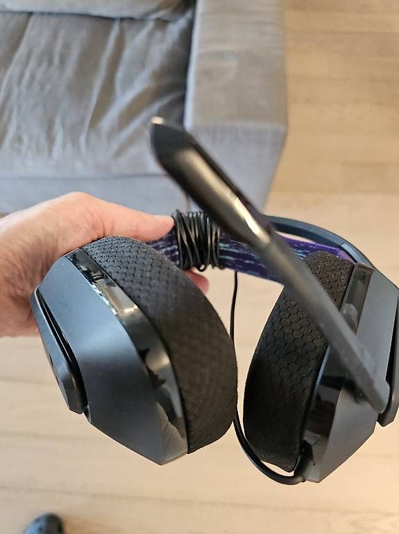 Logitech Cuffie: Cuffie Gaming Logitech G335 (PC / PS5 / Xbox / Switch) – Usato da Mendrisio venduto da ste_7sqp 2