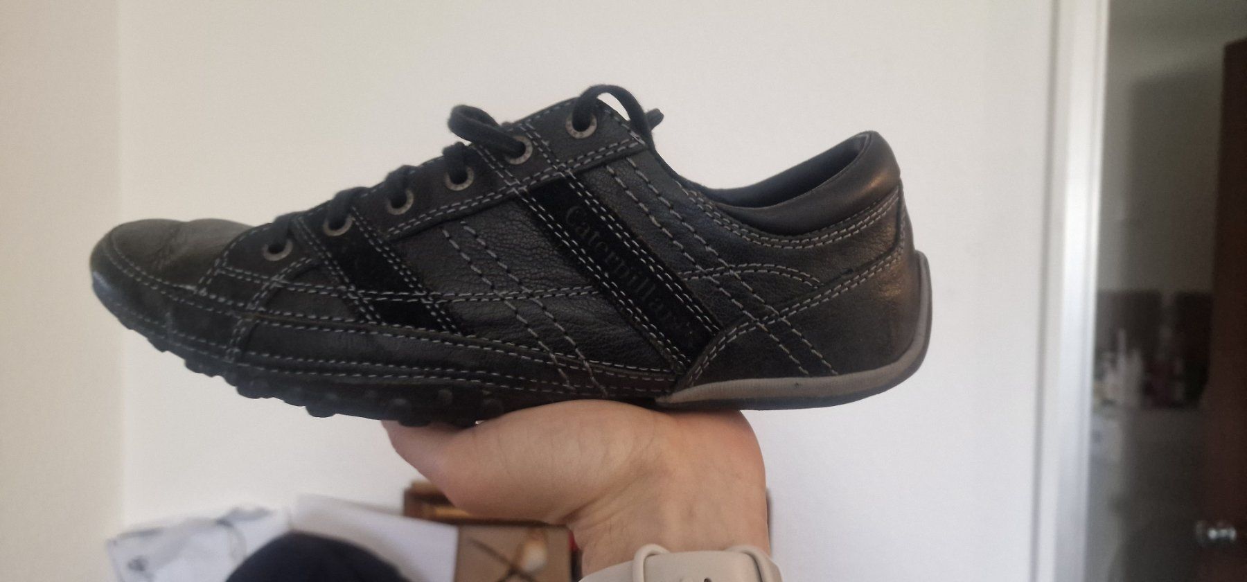 Caterpillar Scarpe da uomo: Chaussure 🥾 Caterpillar 42/43 – Usato da Mont-sur-Lausanne venduto da Didinho 5