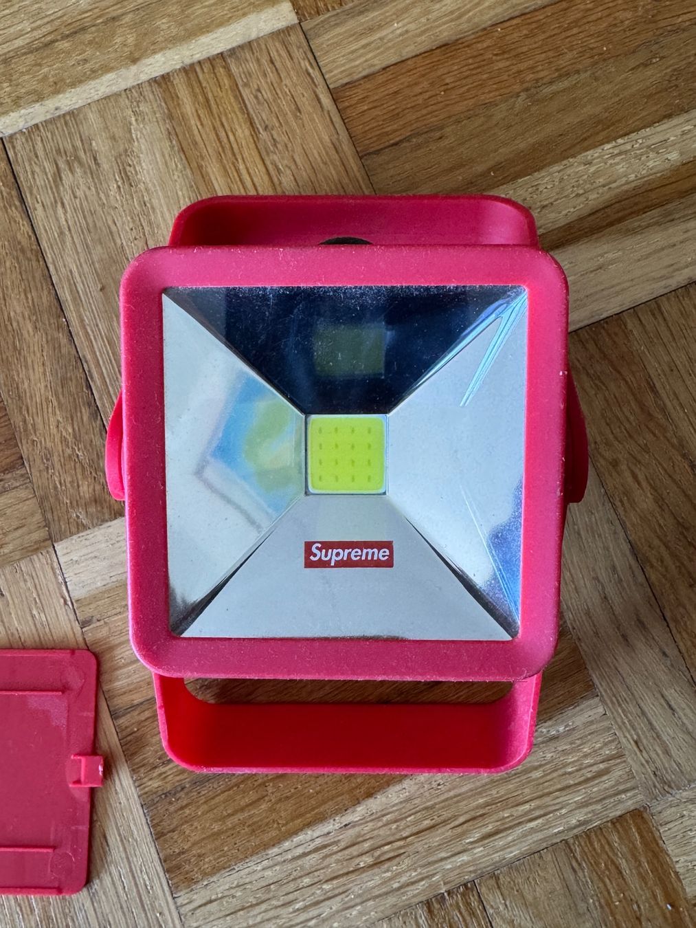 Lampade: supreme magnetic flashlight – Nuovo e nell'imballaggio originale da wädenswil venduto da 112345 1