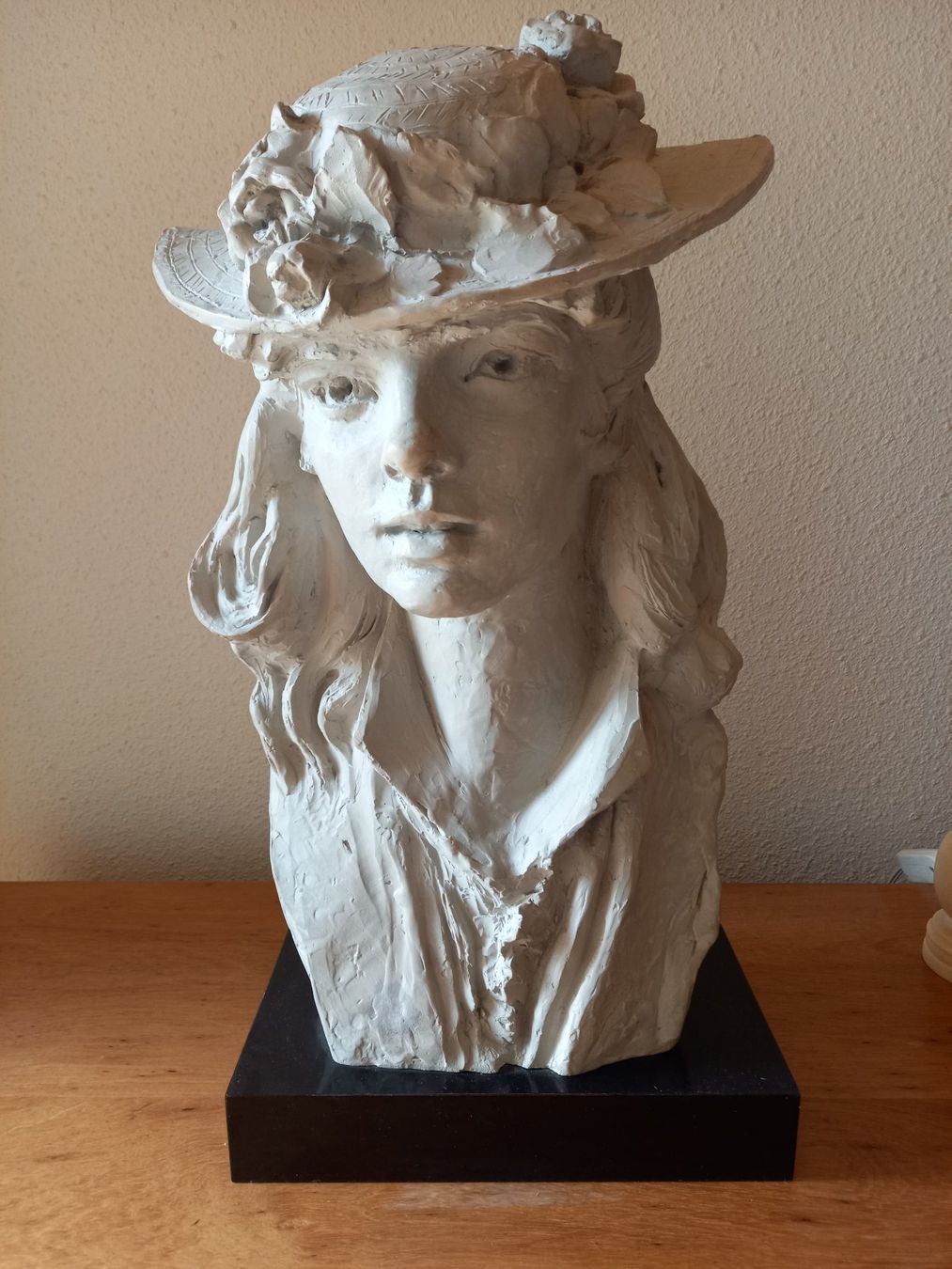 Sculptures & Statues: Buste sculpté – D'occasion à Monthey par romainetara