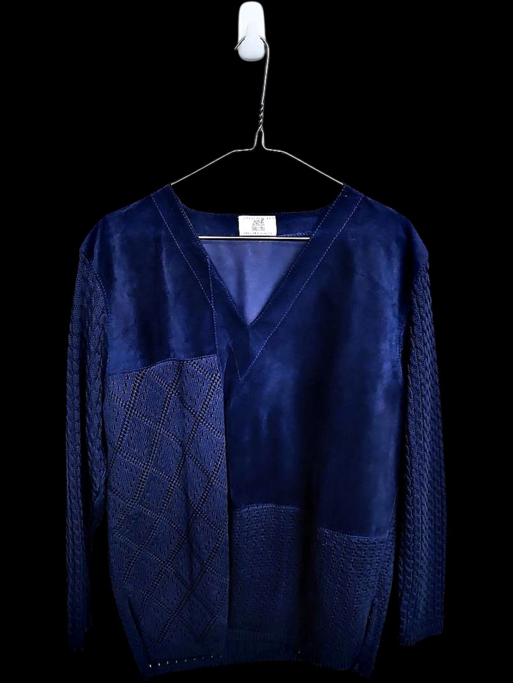 Maglioni & Felpe: Marineblauer V-Ausschnitt-Pullover mit Strukturmuster – Usato da Zug venduto da vinokilo 1