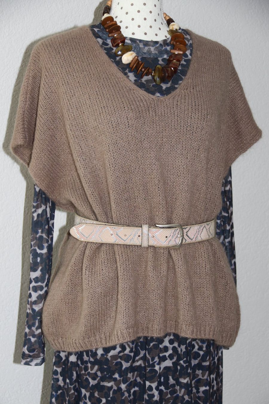 Gilet & Giacche senza maniche: Mega stylischer Pullunder / Strickweste Gr.M-L NEU – Nuovo e nell'imballaggio originale da Oberwil-Lieli venduto da Svetlana28 2