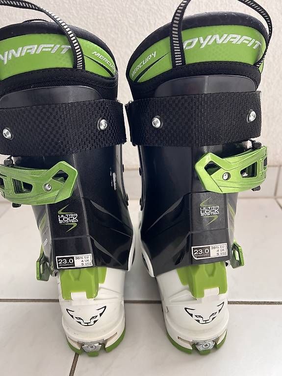 Dynafit Scarpe da donna: Chaussure peau de phoque – Usato da Bulle venduto da Oliviermj 2