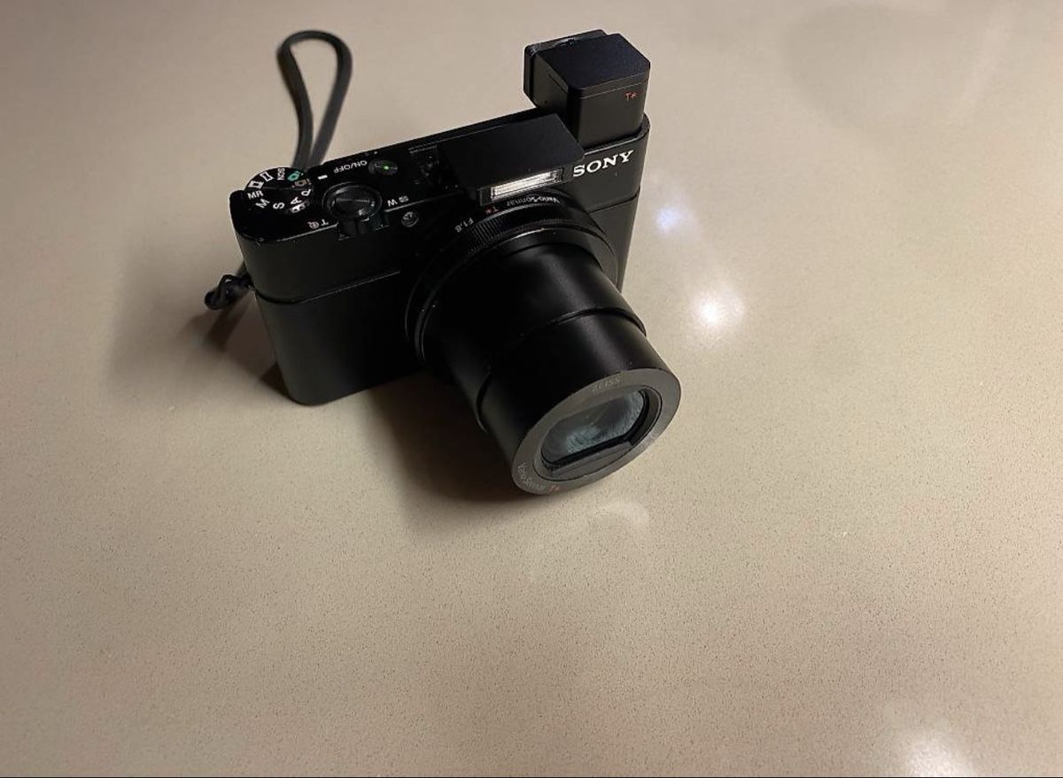 Sony Kamera: Sony Rx100 iii – Neu (gemäss Beschreibung) aus Arbon von Sed_9bj9 3