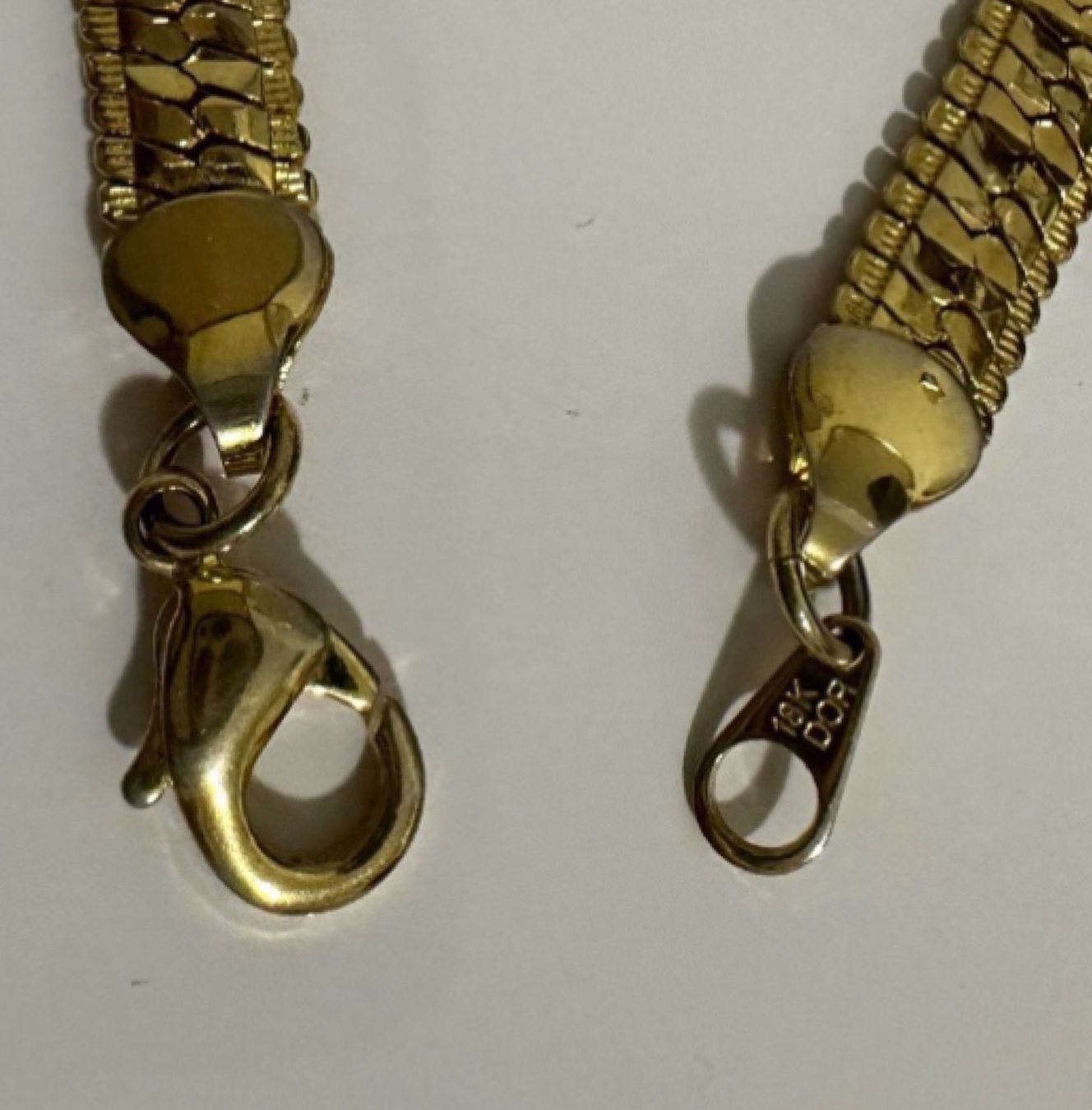 Catenine: Collier comme neuf plaque or ne change pas la couleur – Nuovo (secondo la descrizione) da Biel/Bienne venduto da orange1 2