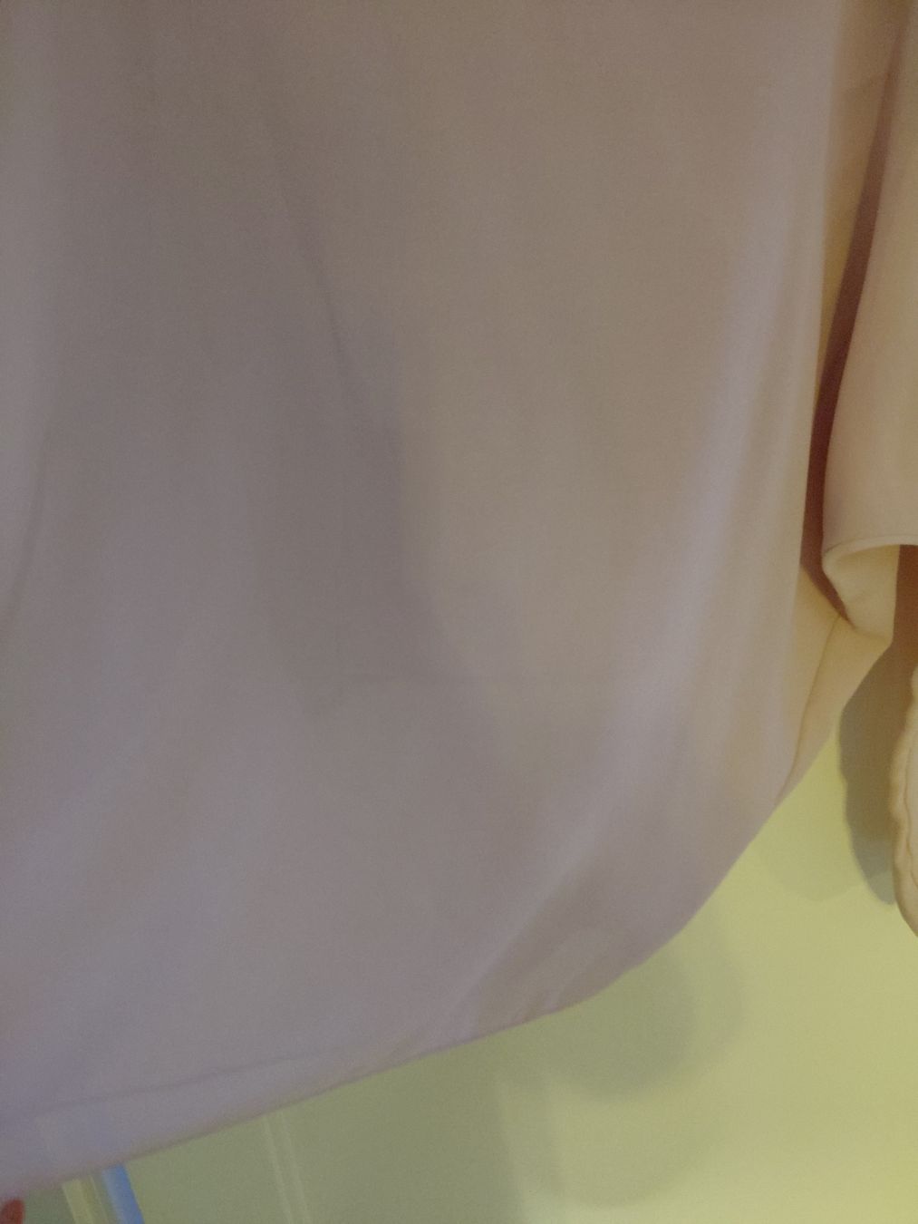 Camicette: Oversized, Rose Bluse – Usato da Obermumpf venduto da Eje_2g5h 1