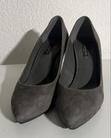 Escarpins à talons hauts Louis Vuitton, taille 37,5