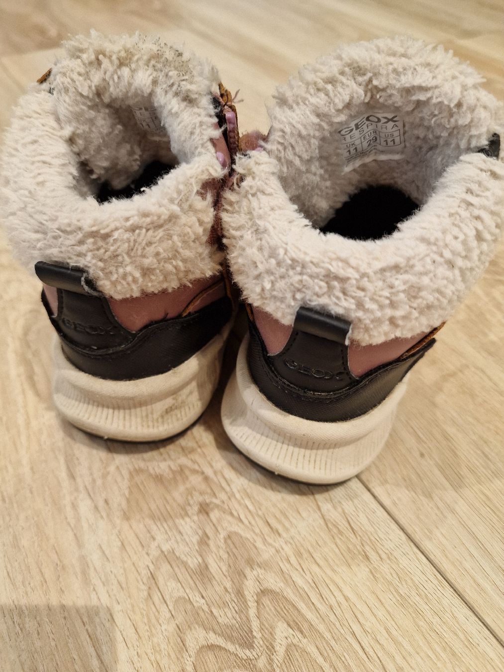 Geox Scarpe per ragazzi: Winterschuhe Geox nr 29 – Usato da Flurlingen venduto da Emanuele_Borla 2