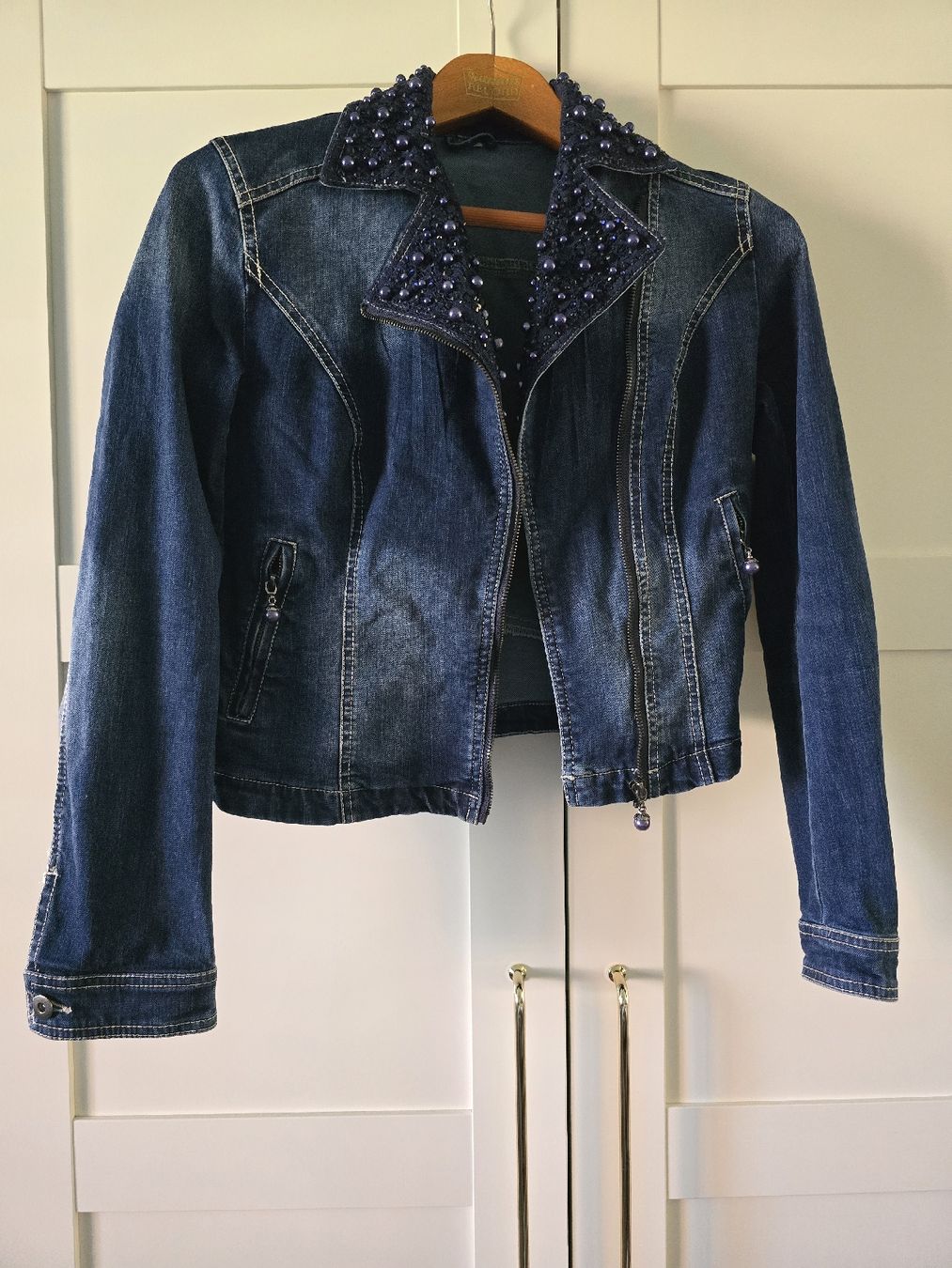 Jacken: Jeansjacke mit Perlen – Gebraucht aus Zug von nic_wlj8