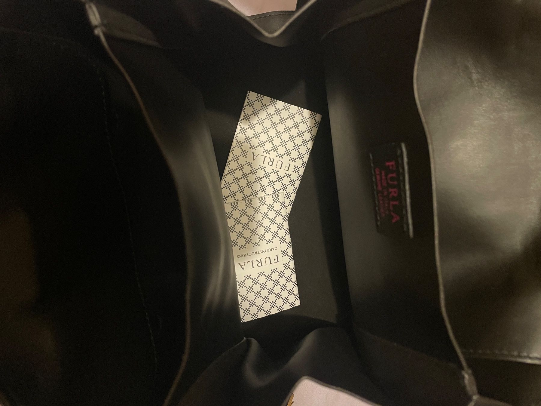 Furla Taschen für Damen: 🔥Furla Handtasche🔥 – Gebraucht aus Obfelden von 3zwerge 4