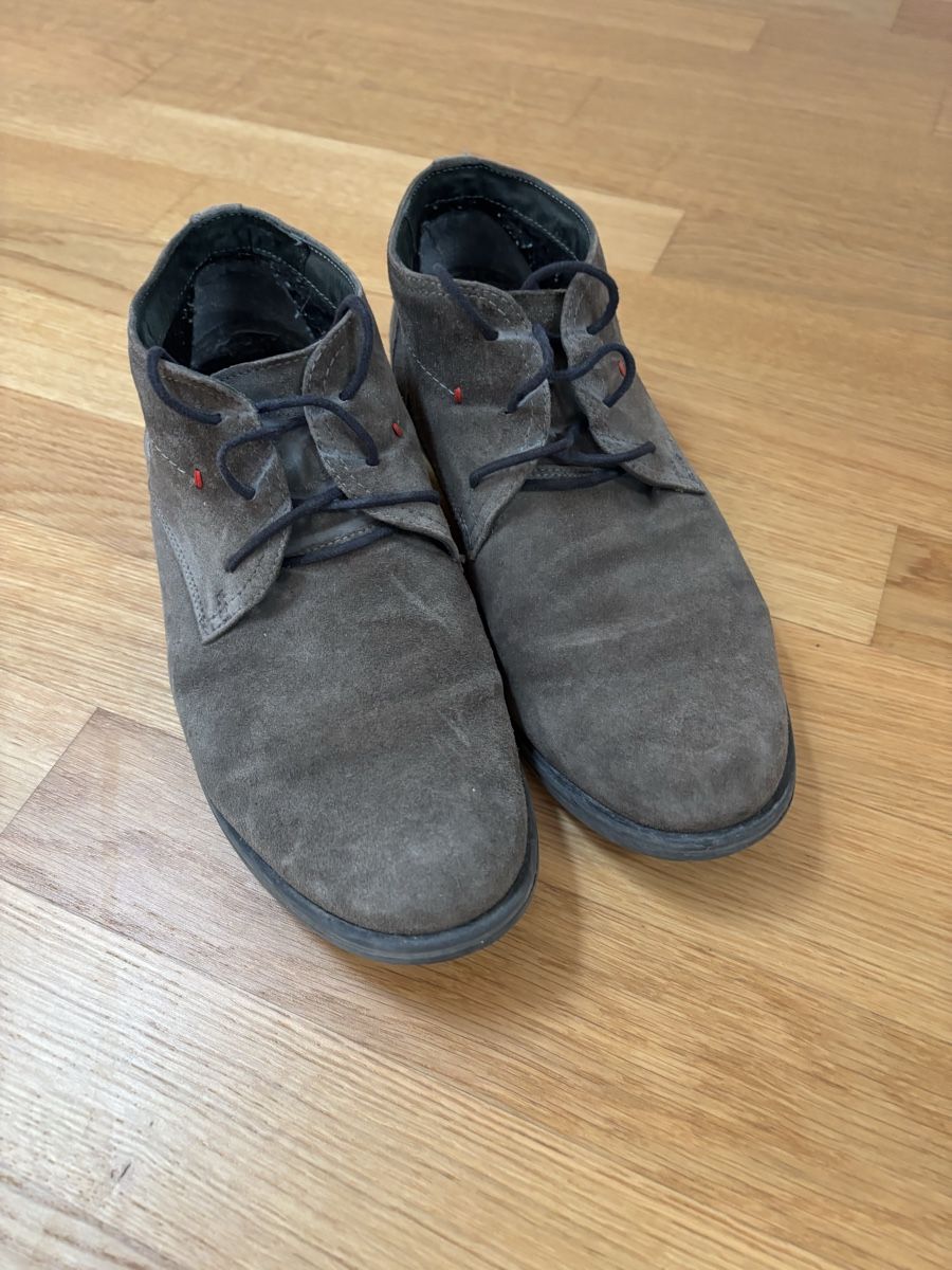 Herrenschuhe: Graue Wildleder Herrenschuhe Grösse 43 – Gebraucht aus Bettwiesen von ras_9rk9 1