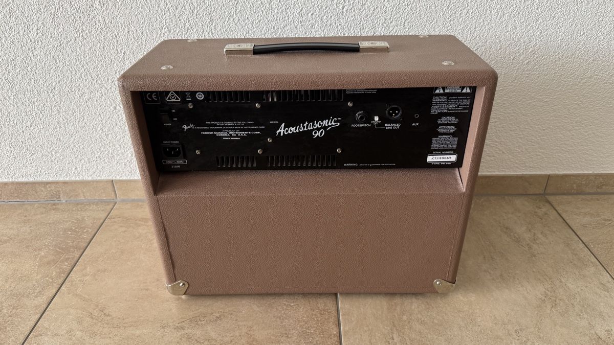 Fender Amplificatori: Fender Acoustasonic 90 Amp – Usato da Rümlang venduto da mattia.3rne 3