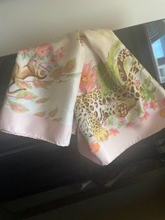 Salvatore Ferragamo Foulards, Tücher & Schals: Salvatore Ferragamo – Neu (gemäss Beschreibung) aus Fribourg von Evita9Vintage 4