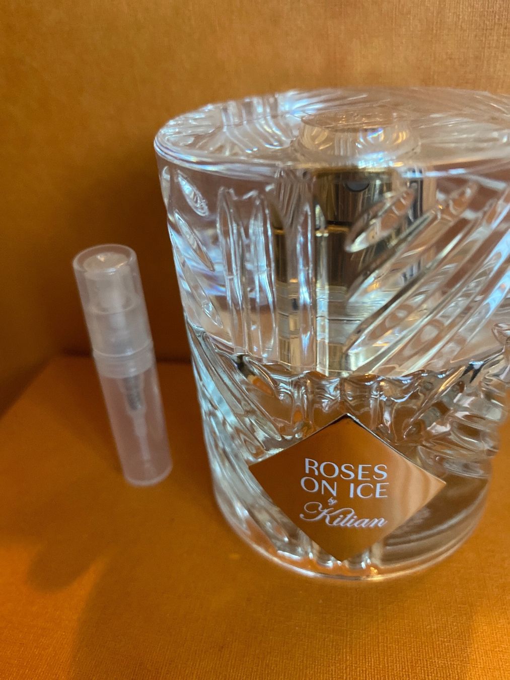 Kilian Profumi & Eau de Toilette: 2 ml Kilian Roses on Ice Probe – Usato da Sonnental venduto da Lothy90