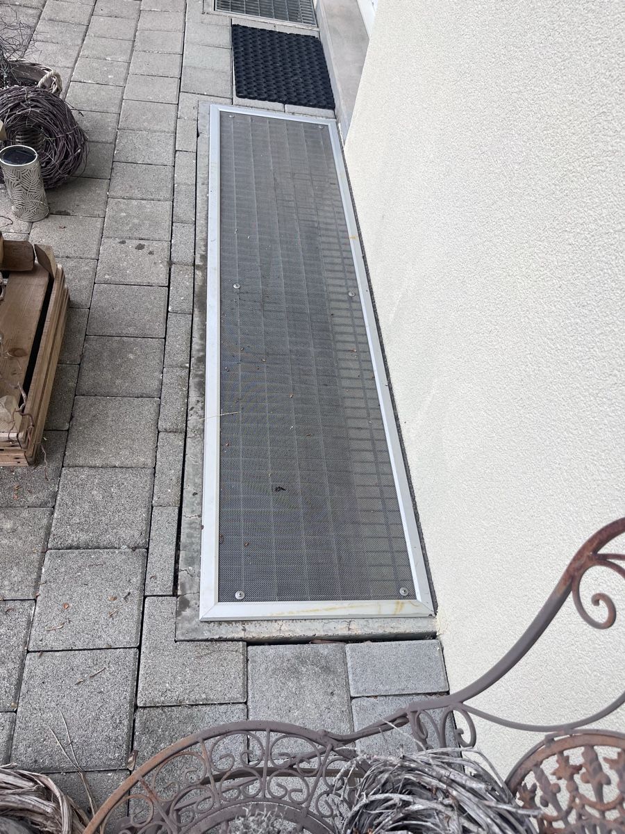 Griglie e Inferriate: Lichtschachtabdeckung Rollfix, 1960x496 mm – Usato da Roggwil BE venduto da WULU