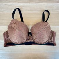Soutien-gorge en dentelle 90C
